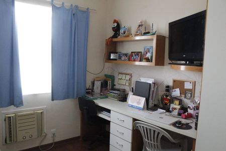 Casa de condomínio à venda com 96m², 3 quartos e 2 vagasQuarto 1