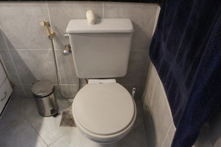 Casa de condomínio à venda com 96m², 3 quartos e 2 vagasBanheiro Social