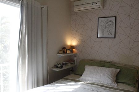 Casa de condomínio à venda com 96m², 3 quartos e 2 vagasQuarto Suíte