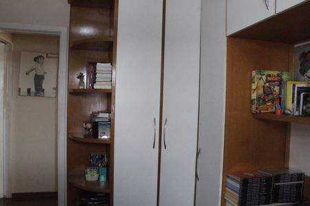 Casa de condomínio à venda com 96m², 3 quartos e 2 vagasQuarto 2