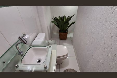 Casa à venda com 231m², 4 quartos e 6 vagasLavabo 