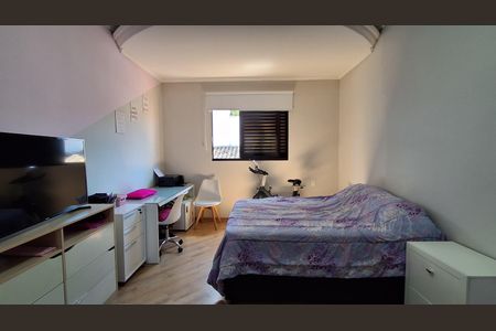 Casa à venda com 231m², 4 quartos e 6 vagasQuarto 1