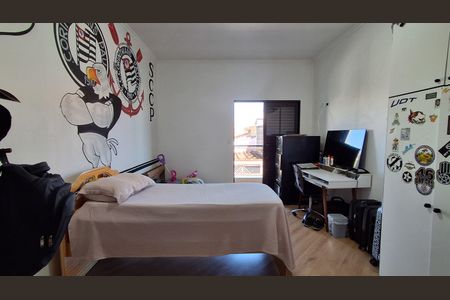 Casa à venda com 231m², 4 quartos e 6 vagasQuarto 3