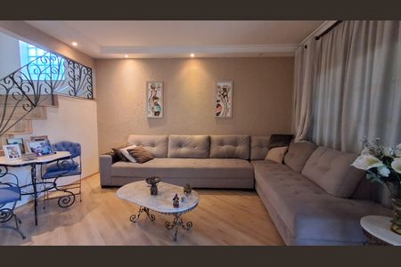 Sala de casa à venda com 4 quartos, 231m² em Santo Antônio, São Caetano do Sul