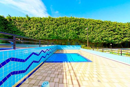 Apartamento à venda com 76m², 3 quartos e 2 vagasÁrea comum - Piscina