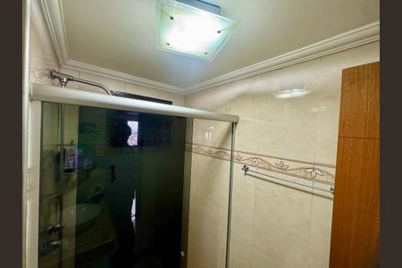 Apartamento à venda com 76m², 3 quartos e 2 vagasBanheiro 2