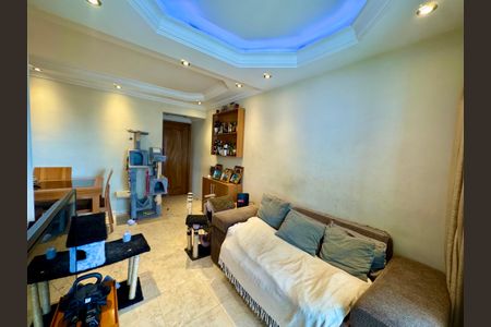 Apartamento à venda com 76m², 3 quartos e 2 vagasSala