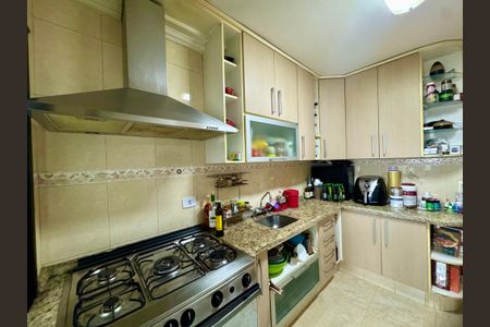 Apartamento à venda com 76m², 3 quartos e 2 vagasCozinha