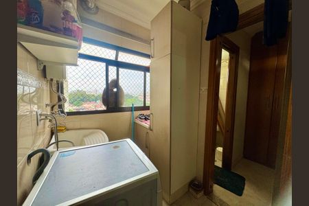 Apartamento à venda com 76m², 3 quartos e 2 vagasÁrea de Serviço