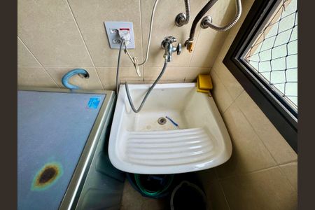 Apartamento à venda com 76m², 3 quartos e 2 vagasÁrea de Serviço