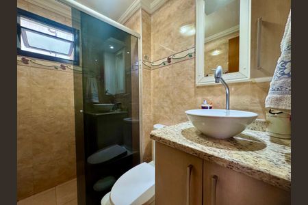 Apartamento à venda com 76m², 3 quartos e 2 vagasBanheiro 1