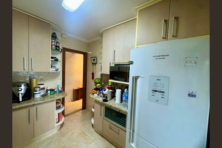 Apartamento à venda com 76m², 3 quartos e 2 vagasCozinha