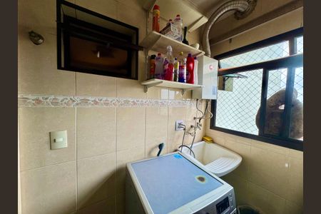 Apartamento à venda com 76m², 3 quartos e 2 vagasÁrea de Serviço