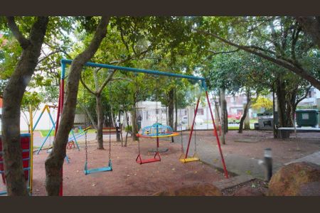 Apartamento para alugar com 52m², 2 quartos e 1 vagaÁrea comum - Playground