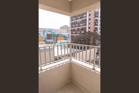 Apartamento à venda com 30m², 1 quarto e sem vaga Apartamento à venda com 30m², 1 quarto e sem vagaVaranda