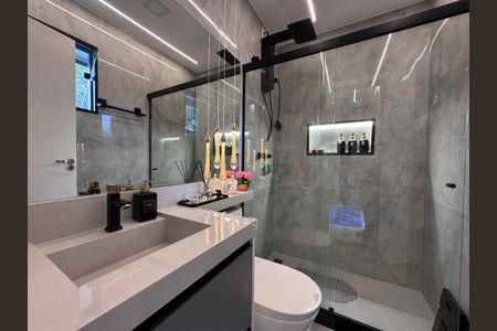 Casa de condomínio à venda com 217m², 3 quartos e 1 vagaSuíte 3 - Banheiro