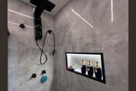 Casa de condomínio à venda com 217m², 3 quartos e 1 vagaSuíte 3 - Banheiro