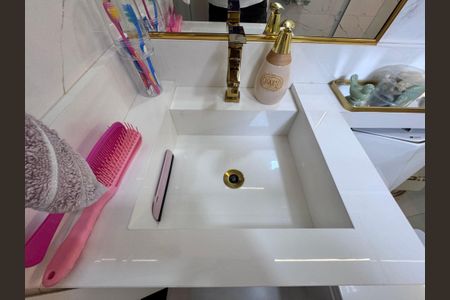 Casa de condomínio à venda com 217m², 3 quartos e 1 vagaSuíte 2 - Banheiro