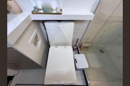 Casa de condomínio à venda com 217m², 3 quartos e 1 vagaSuíte 2 - Banheiro