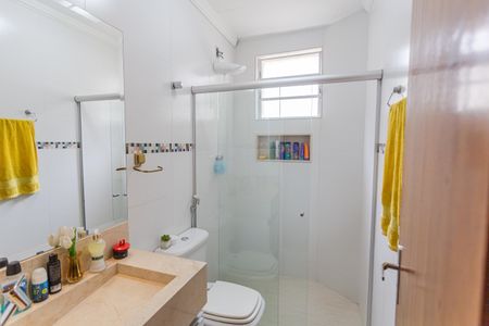 Apartamento para alugar com 200m², 3 quartos e 3 vagas Apartamento para alugar com 200m², 3 quartos e 3 vagasBanheiro Social