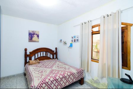 Casa à venda com 480m², 2 quartos e 2 vagasQuarto 2
