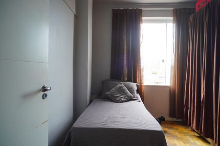 Quarto 1 de apartamento à venda com 3 quartos, 90m² em Floresta, Porto Alegre