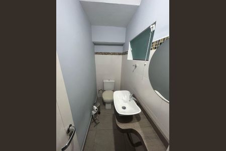 Casa à venda com 190m², 3 quartos e 2 vagasLavabo