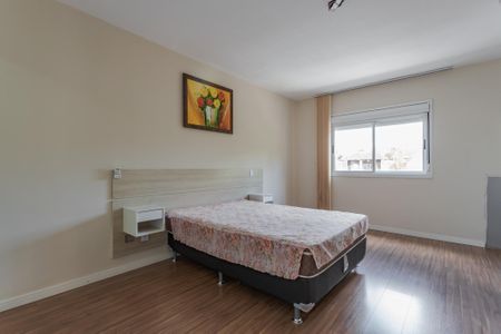 Casa para alugar com 220m², 3 quartos e 3 vagasQuarto 1