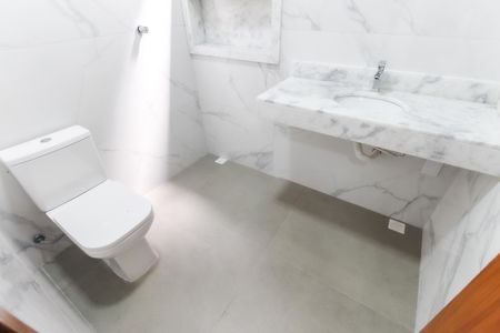 Casa à venda com 130m², 3 quartos e 2 vagasBanheiro Social