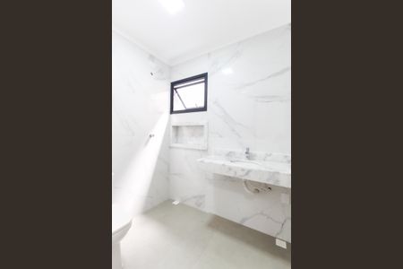 Casa à venda com 130m², 3 quartos e 2 vagasBanheiro Social
