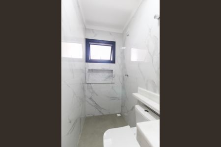 Casa à venda com 130m², 3 quartos e 2 vagasBanheiro Quarto 3 - Suíte