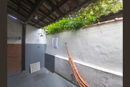 Casa de condomínio para alugar com 65m², 2 quartos e 1 vaga