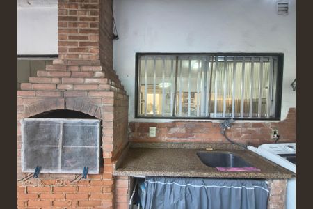 Casa de condomínio para alugar com 65m², 2 quartos e 1 vaga