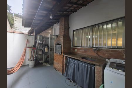 Casa de condomínio para alugar com 65m², 2 quartos e 1 vaga