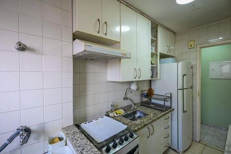 Apartamento à venda com 54m², 2 quartos e 1 vagaCozinha