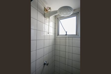 Apartamento à venda com 54m², 2 quartos e 1 vagaChuveiro do Banheiro 