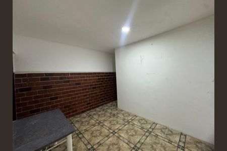 Sala de casa para alugar com 2 quartos, 180m² em Parque Santos Dumont, Guarulhos