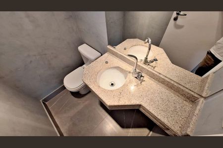 Apartamento para alugar com 160m², 3 quartos e 3 vagas