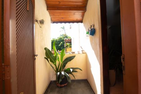 Casa à venda com 162m², 3 quartos e 4 vagas Casa à venda com 162m², 3 quartos e 4 vagasHall de entrada