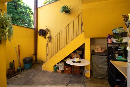 Casa à venda com 162m², 3 quartos e 4 vagas Casa à venda com 162m², 3 quartos e 4 vagasÁrea de Serviço