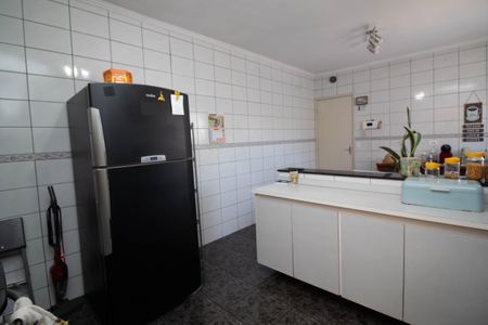 Casa à venda com 162m², 3 quartos e 4 vagas Casa à venda com 162m², 3 quartos e 4 vagasCozinha