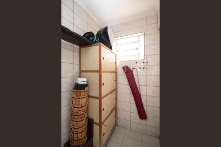 Casa à venda com 162m², 3 quartos e 4 vagas Casa à venda com 162m², 3 quartos e 4 vagasBanheiro de serviço