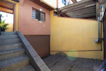 Casa à venda com 162m², 3 quartos e 4 vagas Casa à venda com 162m², 3 quartos e 4 vagasGaragem externa