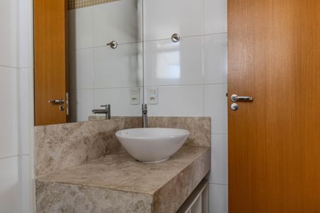 Apartamento para alugar com 105m², 3 quartos e 2 vagasBanheiro da Suíte