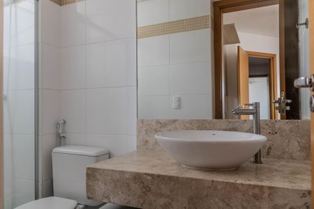 Apartamento para alugar com 105m², 3 quartos e 2 vagasBanheiro da Suíte