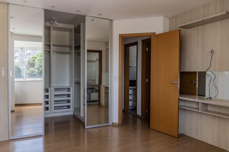 Apartamento para alugar com 105m², 3 quartos e 2 vagasSuíte