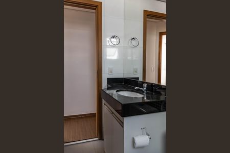 Apartamento para alugar com 105m², 3 quartos e 2 vagasBanheiro Social