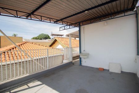 Casa para alugar com 170m², 3 quartos e sem vaga Casa para alugar com 170m², 3 quartos e sem vagaVaranda