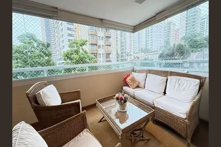 Apartamento à venda com 206m², 3 quartos e 3 vagas