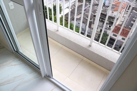 Apartamento para alugar com 37m², 2 quartos e sem vagaVaranda